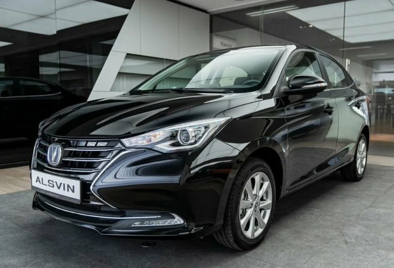 Что предлагает Changan Alsvin за свою цену: полный обзор