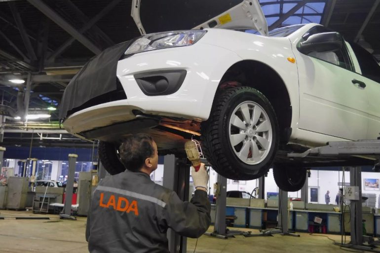 Как подготовить ЛАДА к зиме: профилактический ремонт и замена расходников