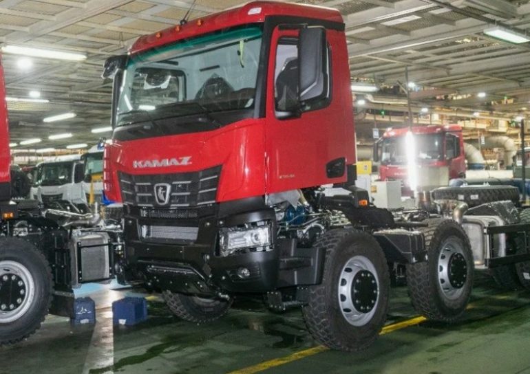КАМАЗ К5 возвращает лидерство: почему российские грузовики снова обогнали китайские аналоги
