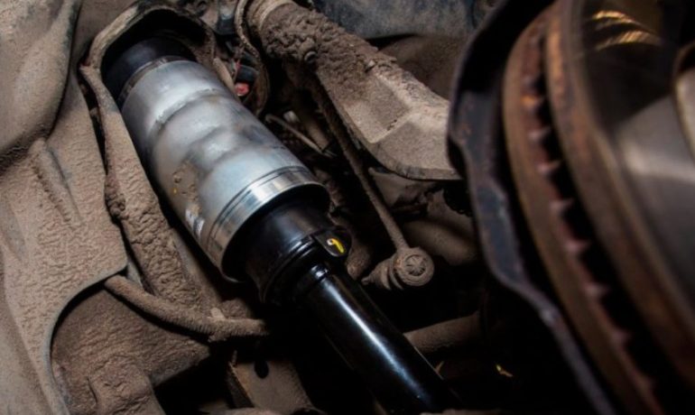 Ремонт пневмоподвески на внедорожниках: особенности и нюансы